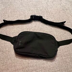 Lululemon Mini Belt Bag